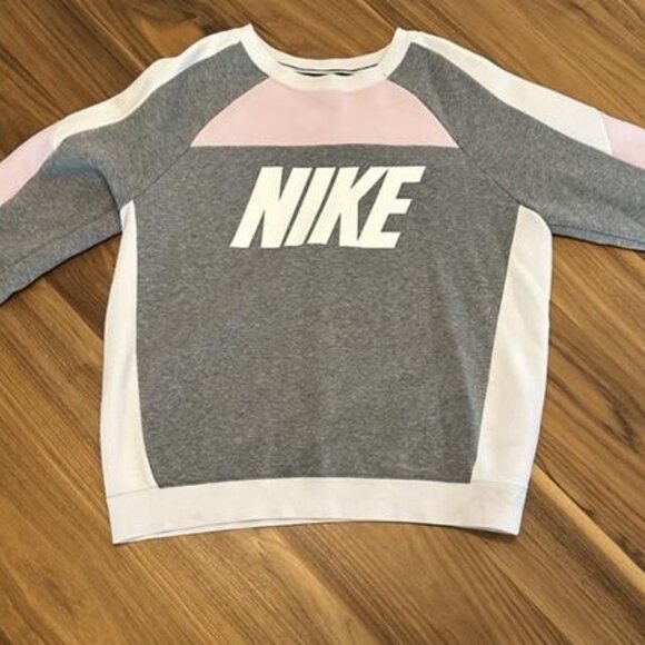 Nike Crew Neck Sweater – Size Medium - Picture 5 of 5